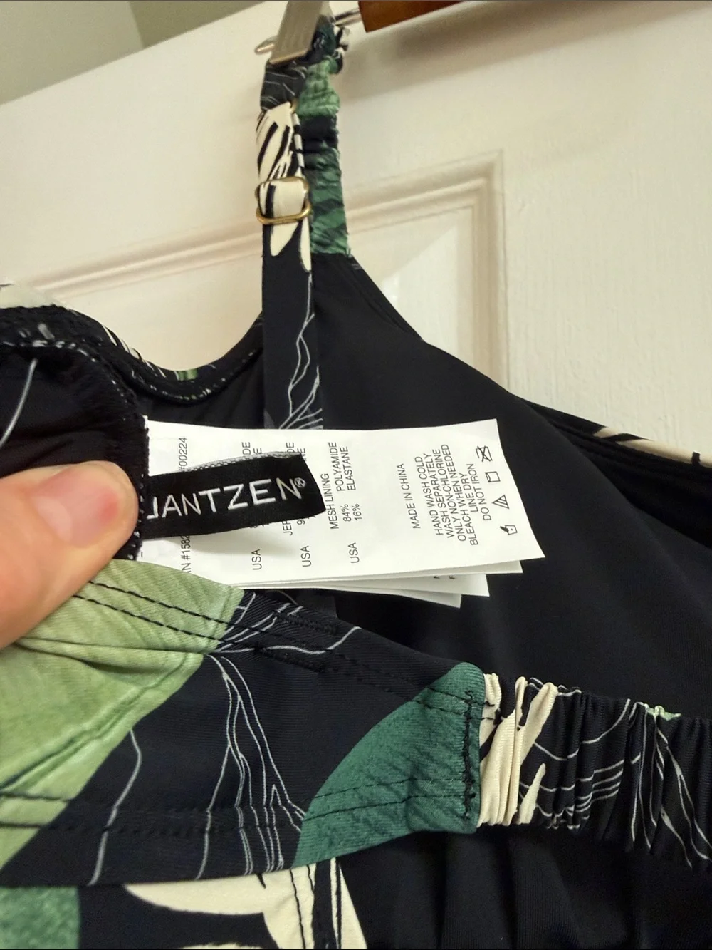 Jantzen stylish one